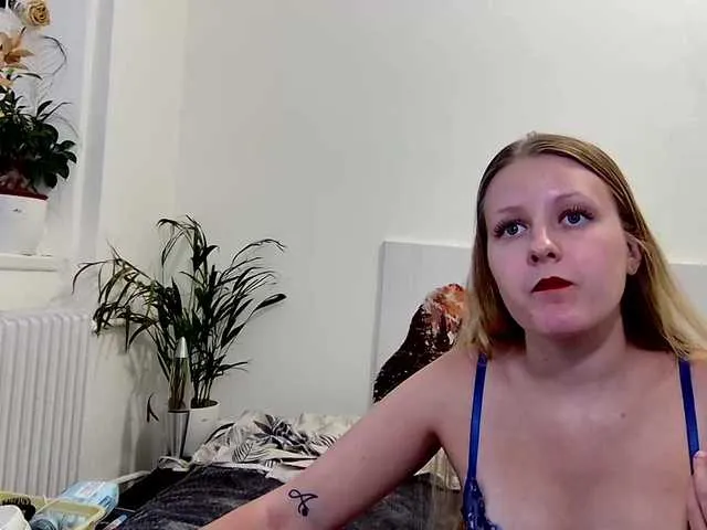 xmileygreyx Image 12