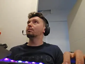 8inchdude93's Thumb Image