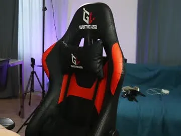 danielkraig_for_u Image 2