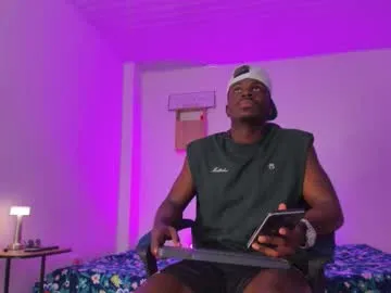 ethan_travis0's Thumb Image