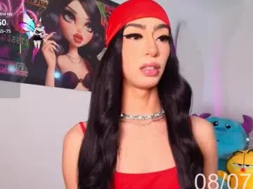 nahiavictoria Image 14