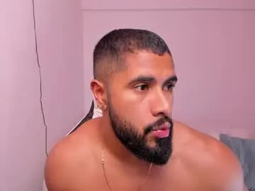 santiago_huntt's Thumb Image