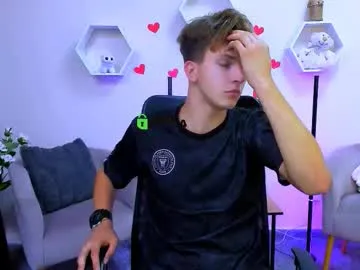 travis_wolf_'s Thumb Image