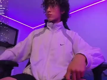 velvet_skyn's Thumb Image