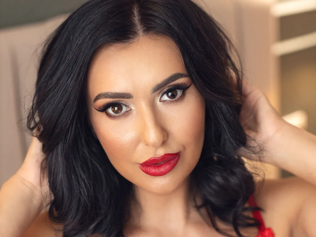 AlisonHale's Thumb Image