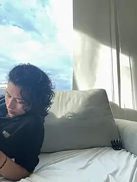 Alice_surprise Image 5