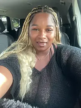 BigFineSelena Image 5