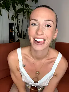 lola_tentatiion Image 11