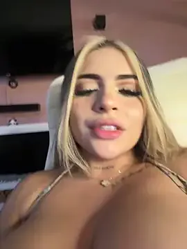 MiaWhitePink_ Image 7