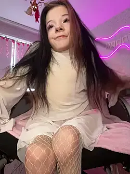 MiniSophiaa's Thumb Image