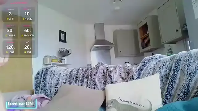 Petite_Juicy_Olive's Thumb Image