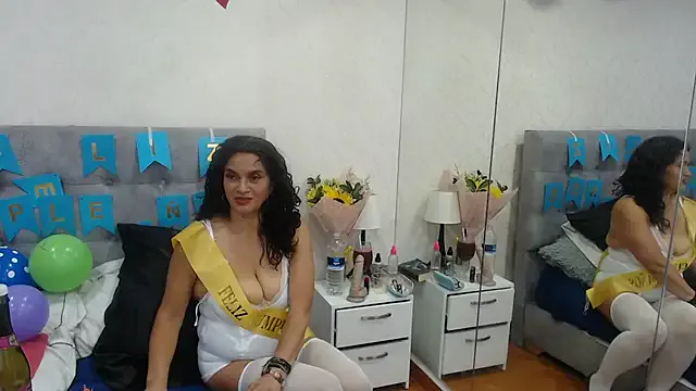 ScarlettGreen_ Image 10