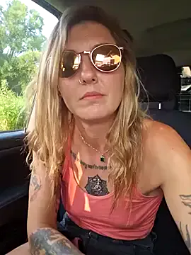 SheIsSomething Image 3