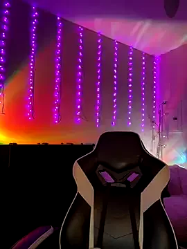 thebrattygoddess Image 2